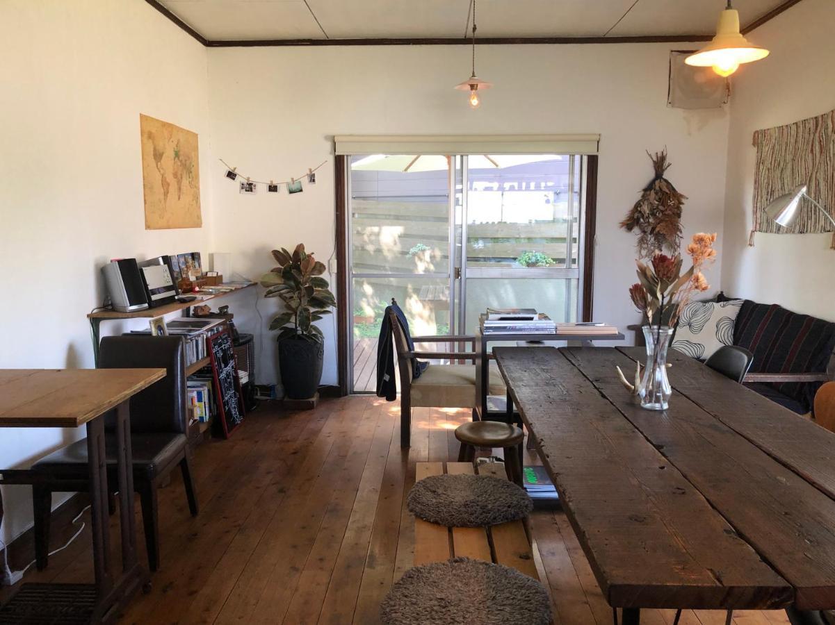 Hostel Fuji Matsuyama Base Фудзиёсида Экстерьер фото