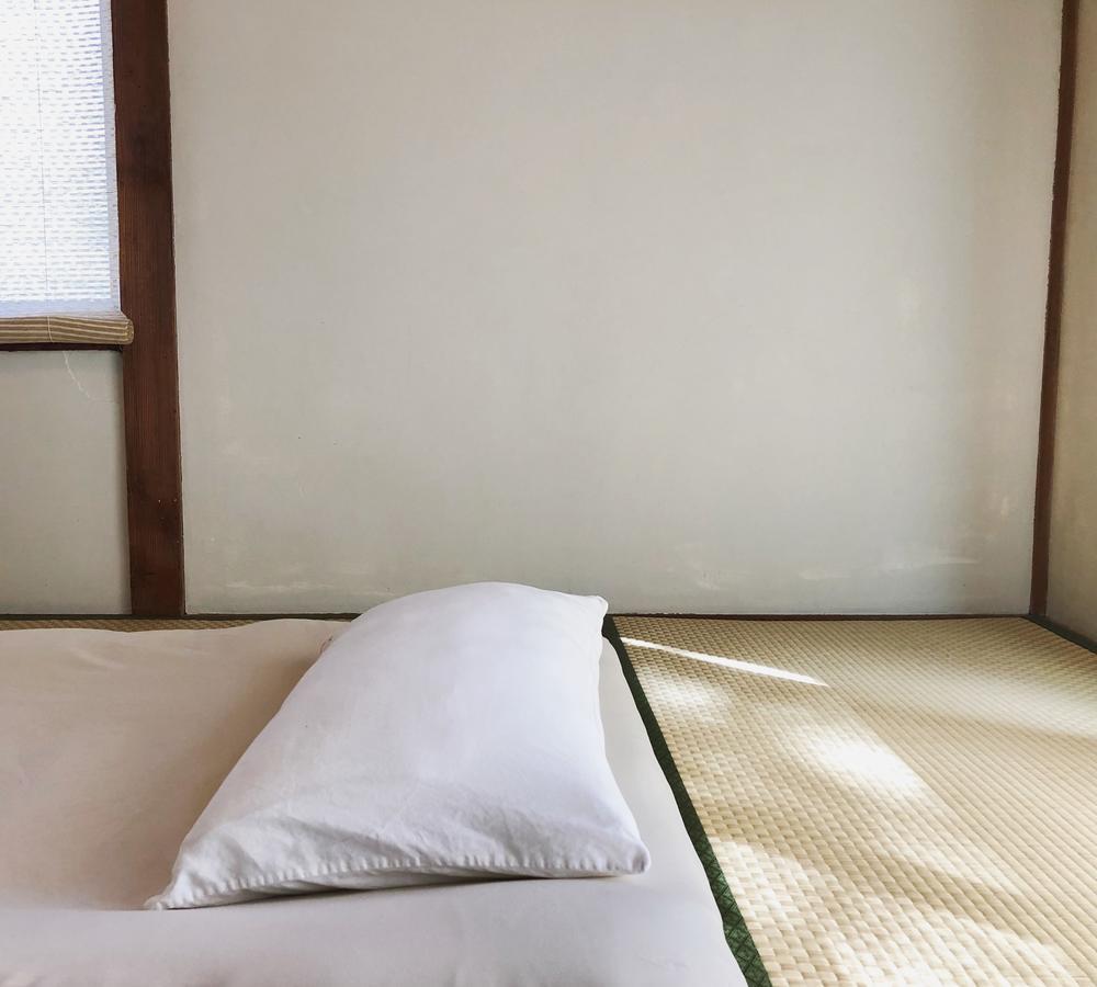 Hostel Fuji Matsuyama Base Фудзиёсида Экстерьер фото