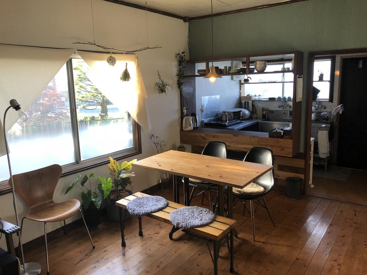 Hostel Fuji Matsuyama Base Фудзиёсида Экстерьер фото