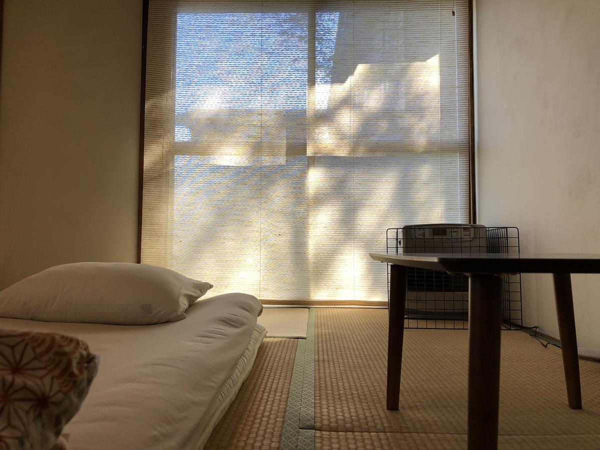 Hostel Fuji Matsuyama Base Фудзиёсида Экстерьер фото